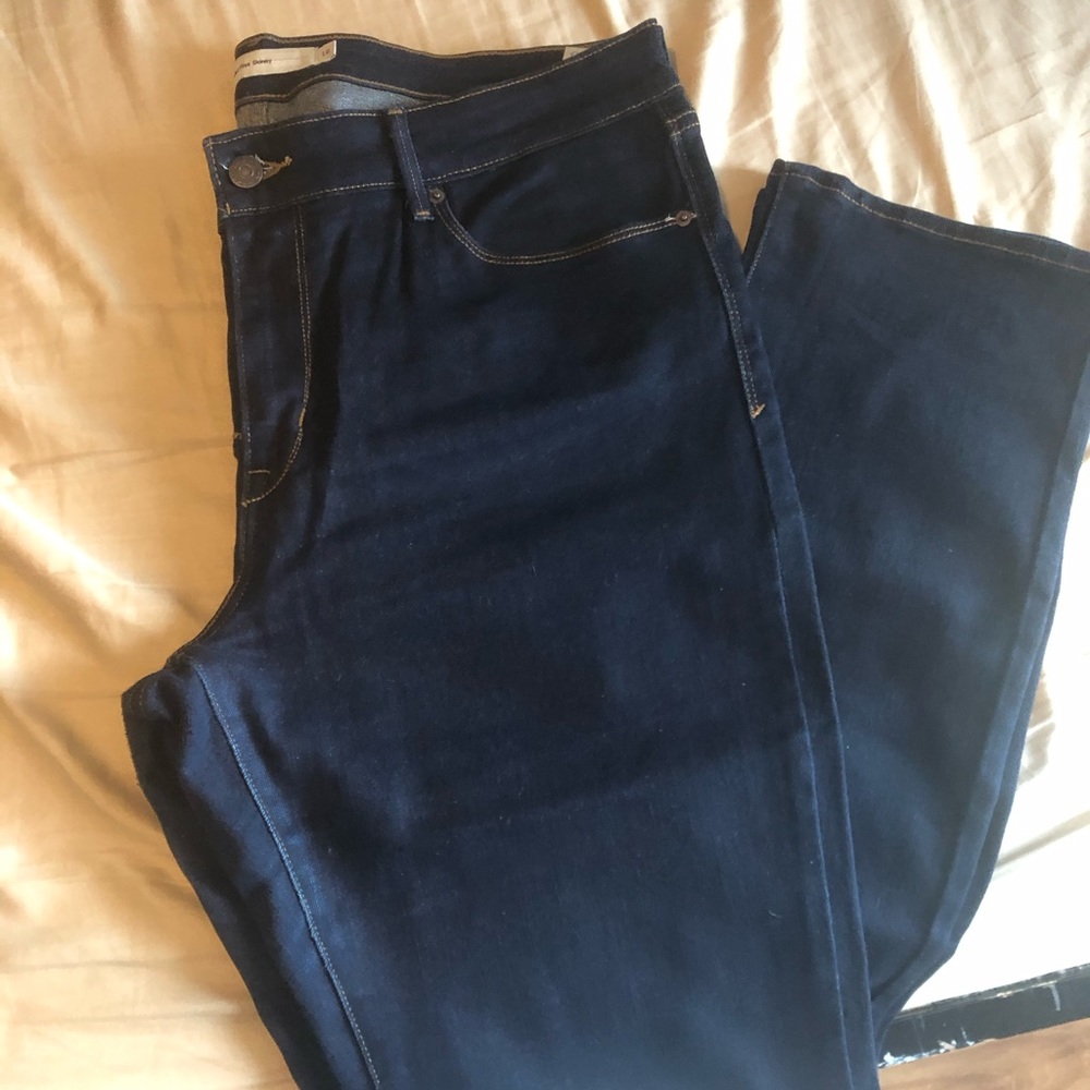 Levi mid rise skinny jeans- Dark Blue